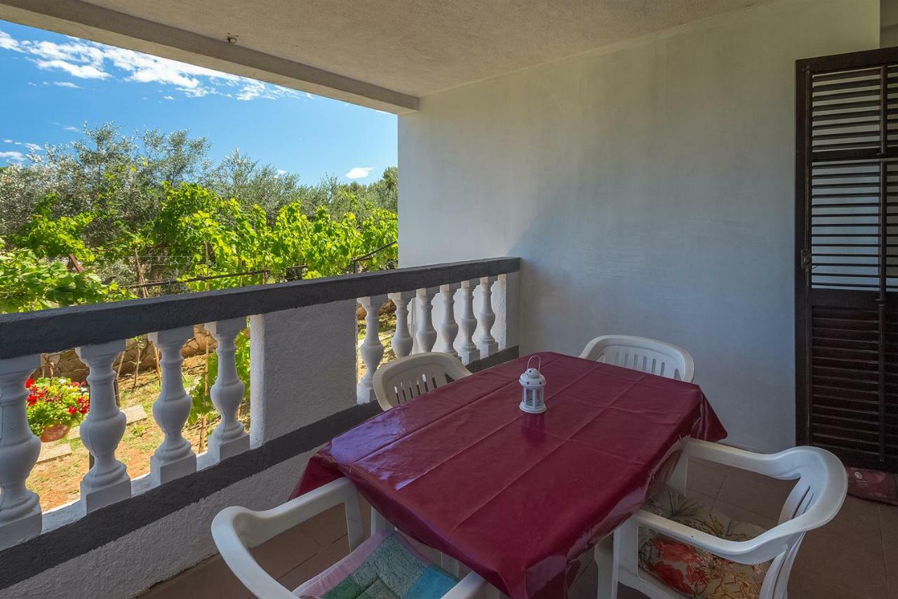 Apartman D&D, Dvorine 63 Banjole Exterior foto