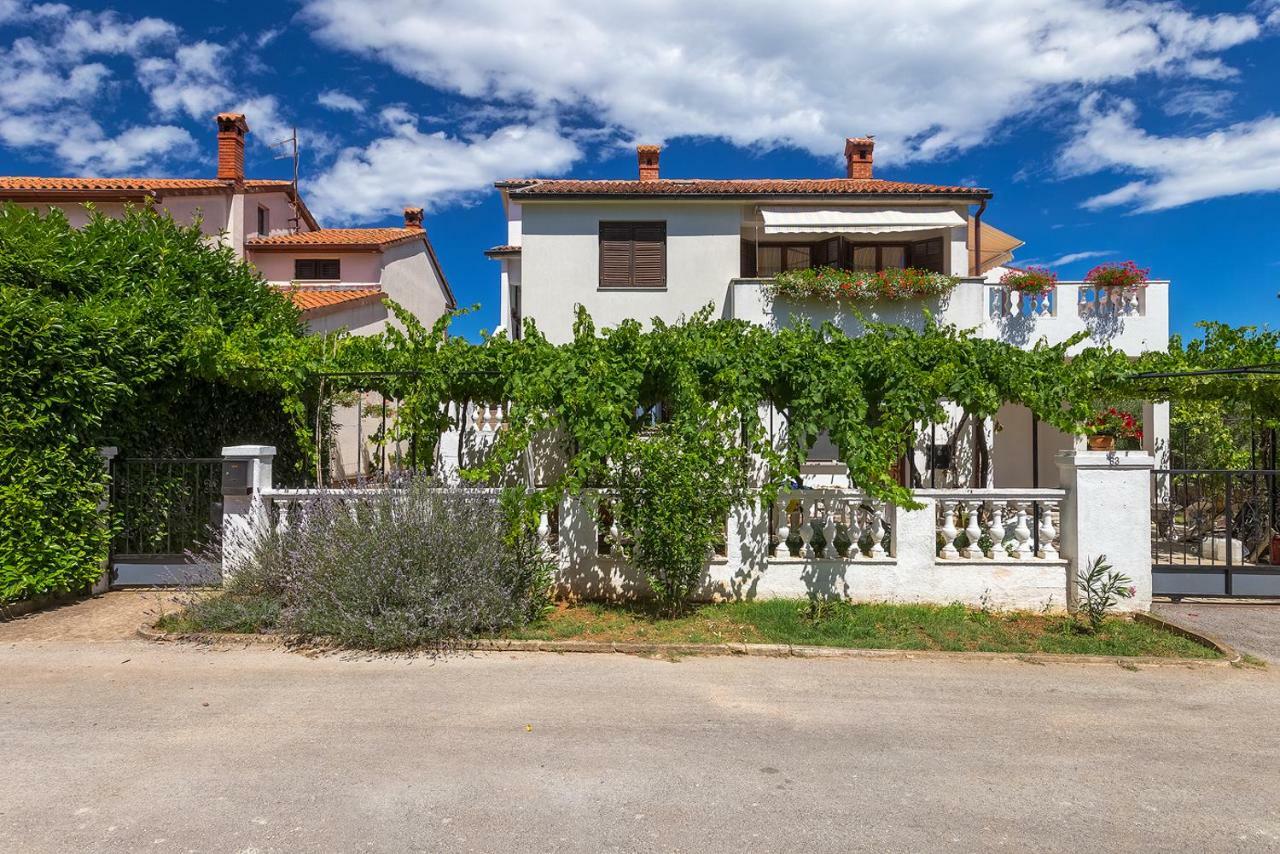 Apartman D&D, Dvorine 63 Banjole Exterior foto